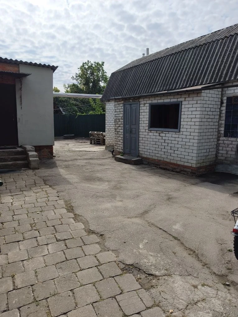Продам будинок в центрі Богодухова