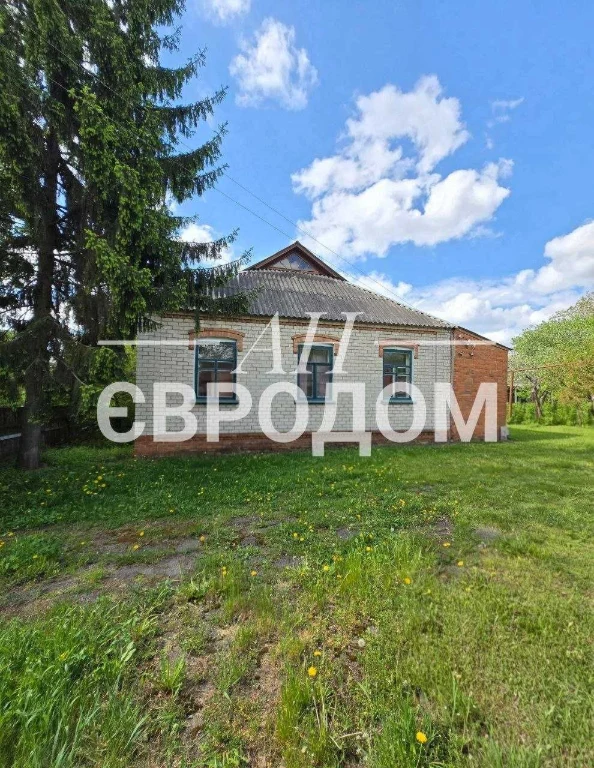Продам дом 107м2. на две семьи м.Валки