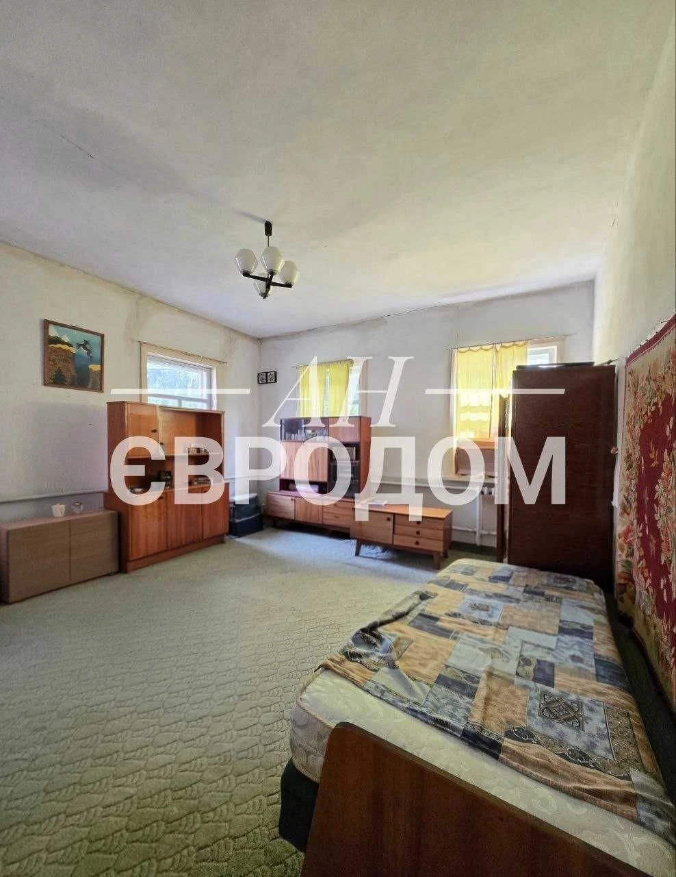 Продам дом 107м2. на две семьи м.Валки