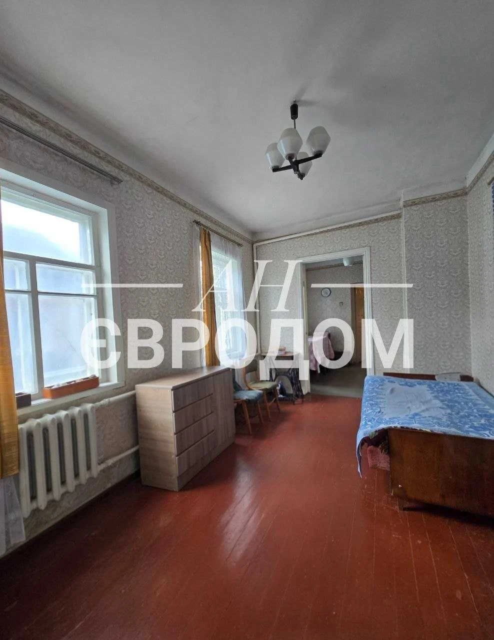 Продам дом 107м2. на две семьи м.Валки