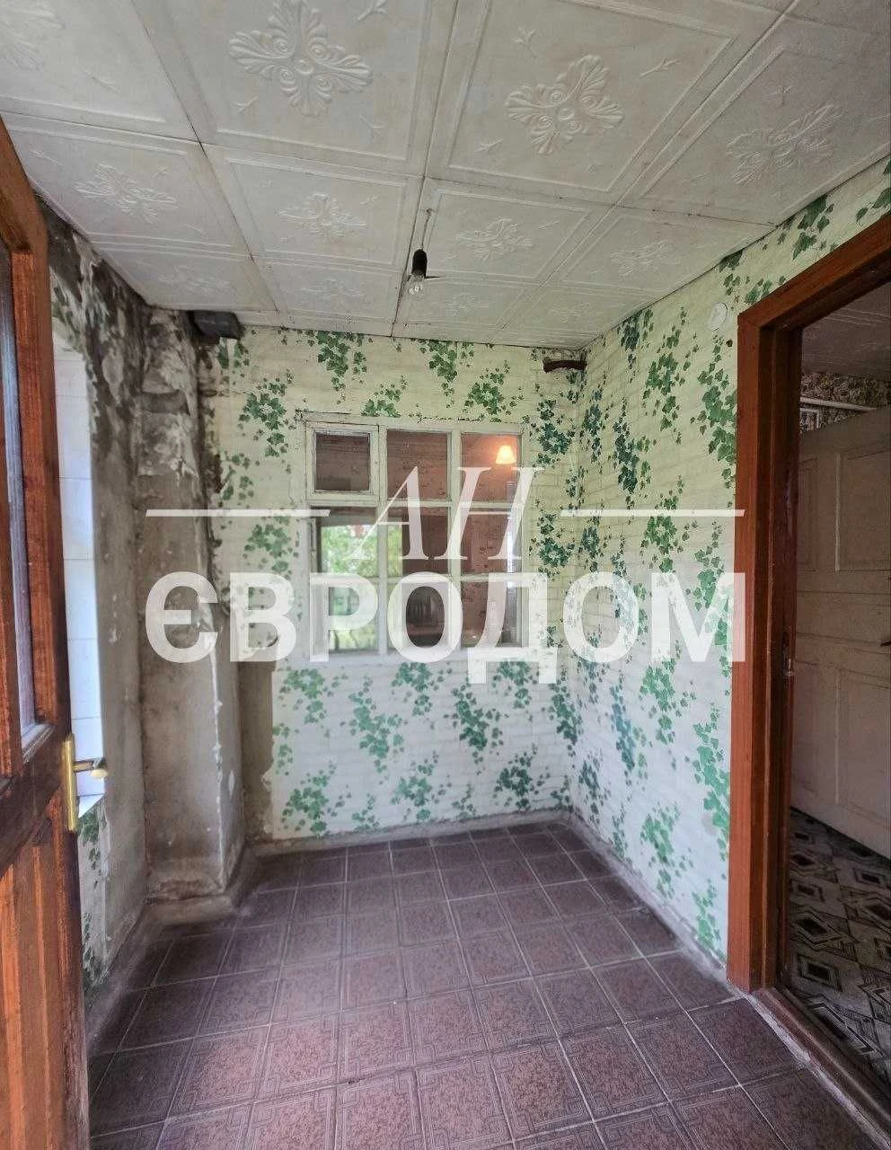 Продам дом 107м2. на две семьи м.Валки