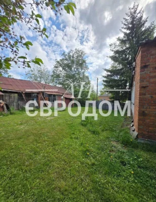 Продам дом 107м2. на две семьи м.Валки