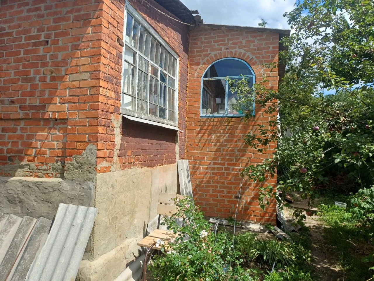 Продам затишну дачу / будинок 68 м² з ділянкою у м. Валки
