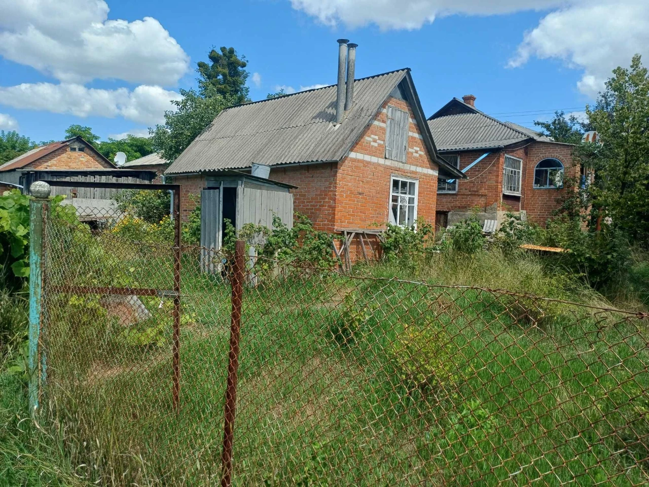 Продам затишну дачу / будинок 68 м² з ділянкою у м. Валки