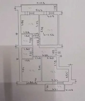 Центр, 3-кімнатна квартира 92 кв.м.+ 5,5 кв.м. кладова, влас