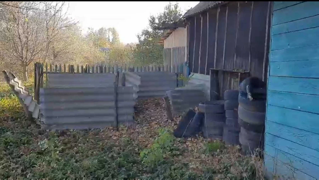 Продам дом Валки, участок 25 соток