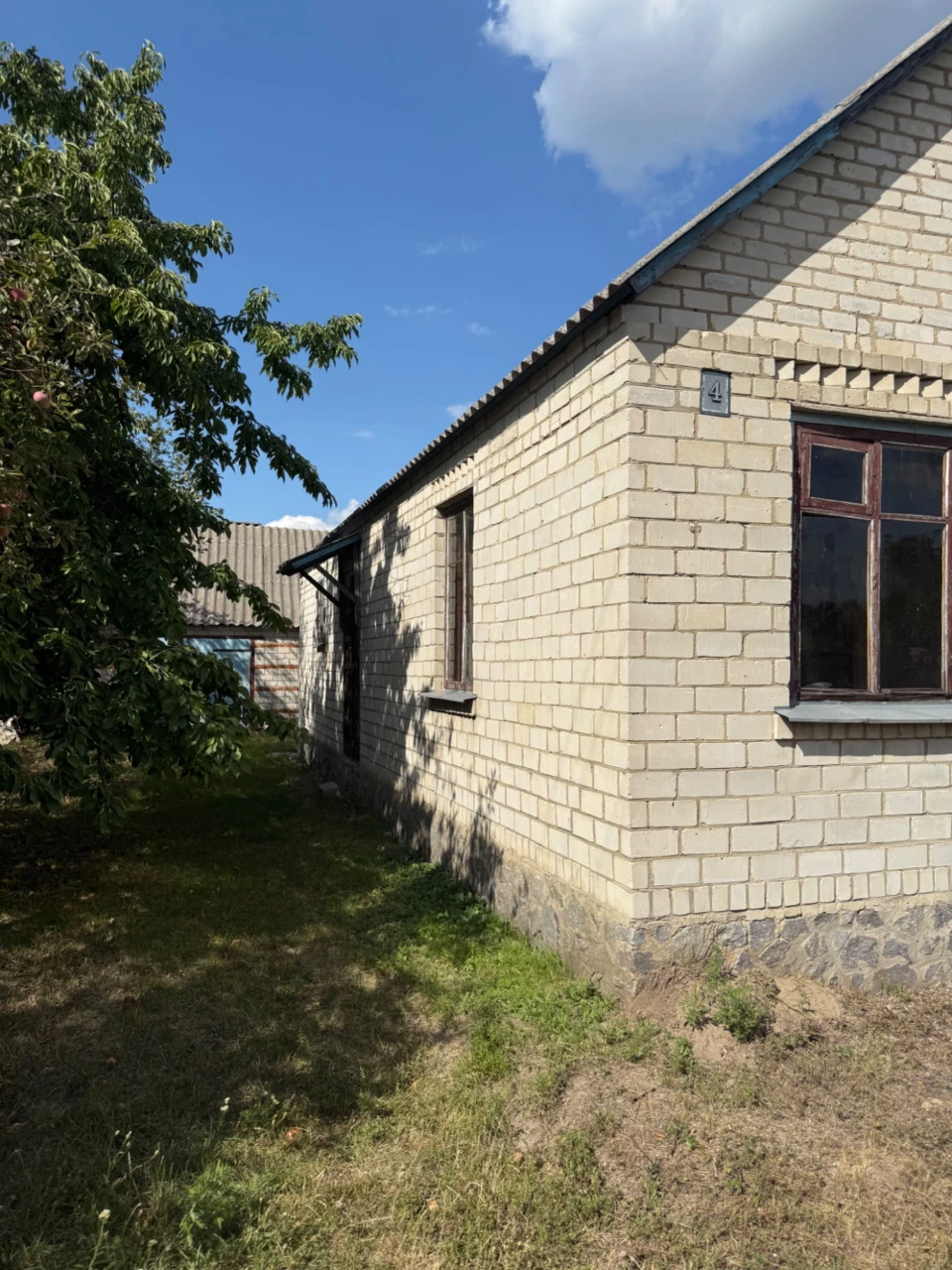 Продається будинок, Харківська область, місто Валки