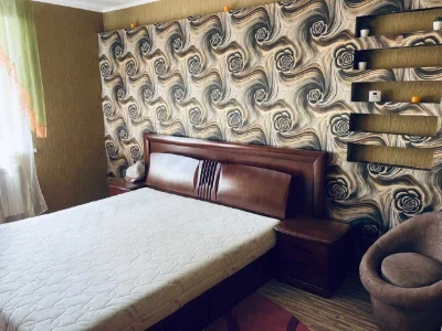 Продається добротний будинок в Богодухові,