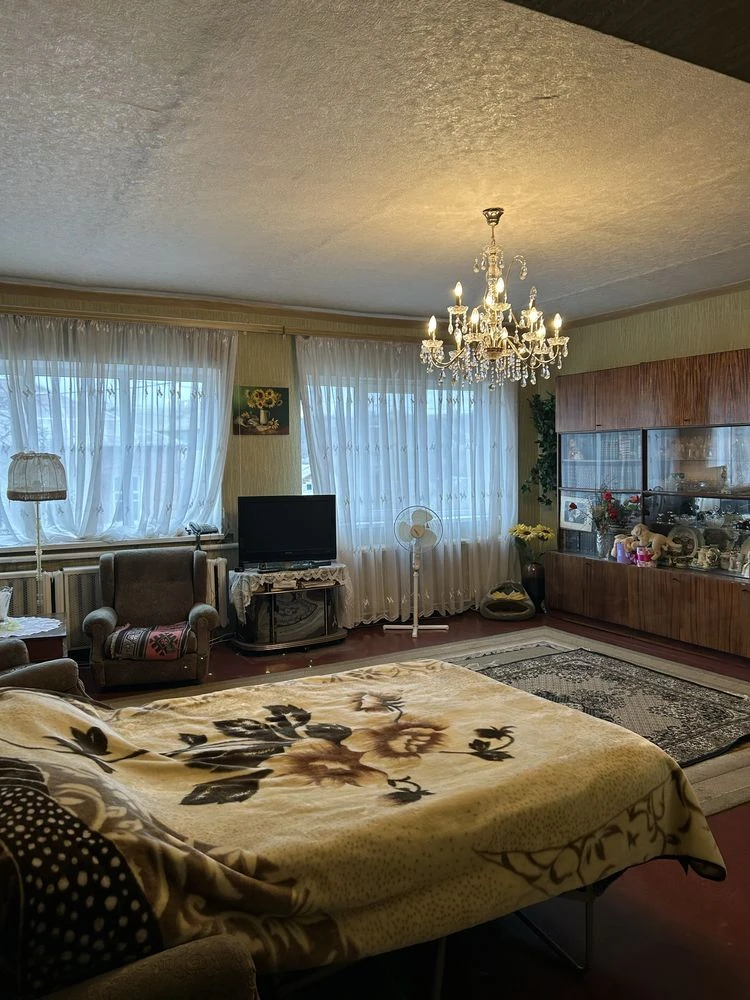 Дом с камином в центре Богодухова