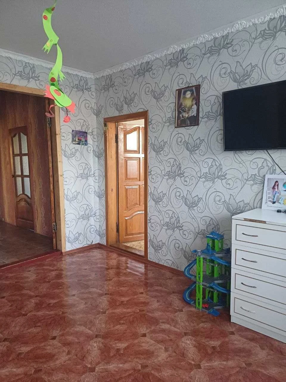 Продається затишний будинок з ремонтом в Богодухові