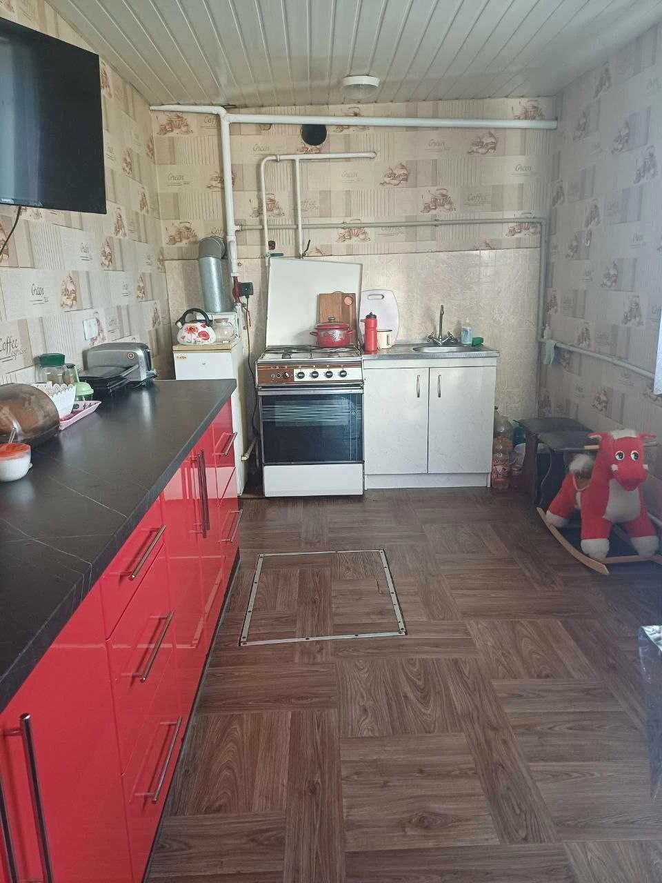 Продається затишний будинок з ремонтом в Богодухові