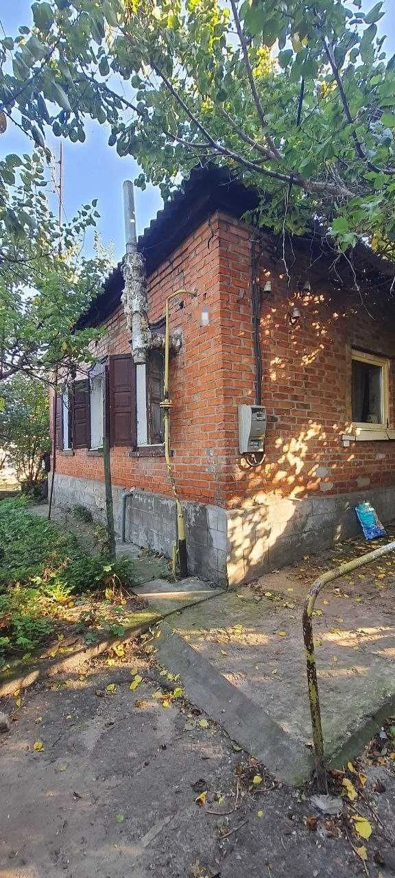 Продам будинок м.Зміїв