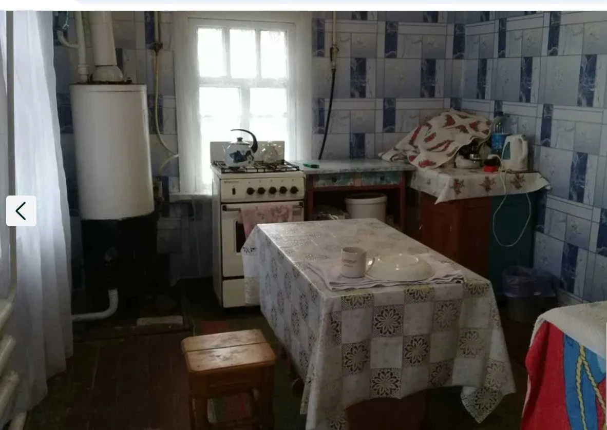 Продам дом в Змиеве. Участок 10 сот. Газовое отопление Отлич