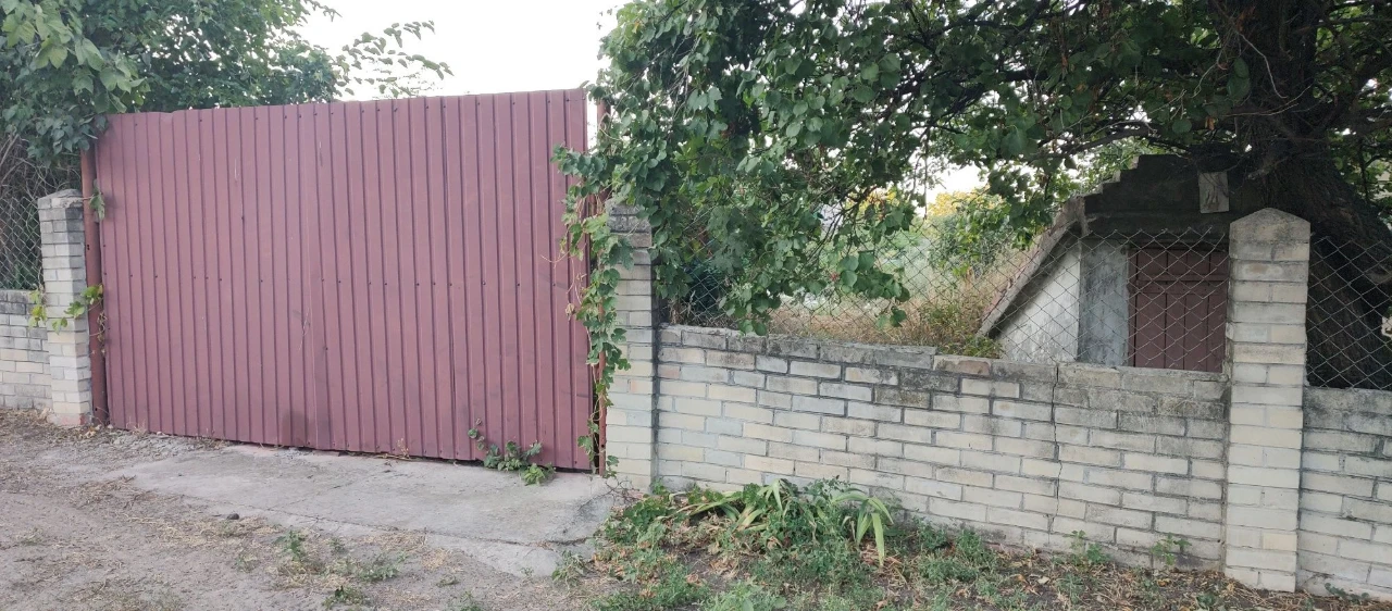 Продам в Змиёве дом после пожара.