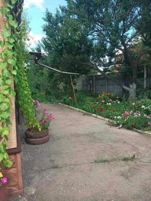 Продам будинок в центрі Дергачів