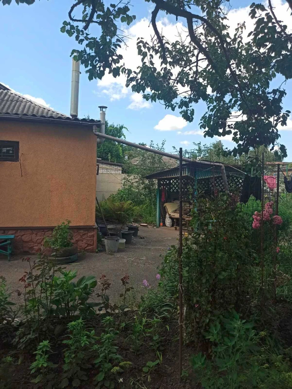 Продам будинок в центрі Дергачів