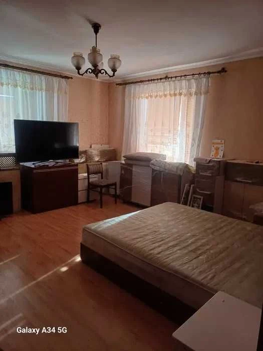Продам 2х эт дом в Змиеве. Участок 12 сот. Тихий р-н Отлична