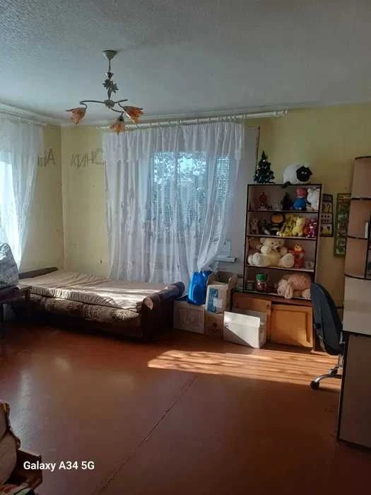 Продам 2х эт дом в Змиеве. Участок 12 сот. Тихий р-н Отлична