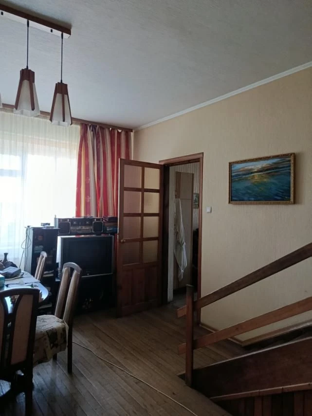 продам дом Змиев