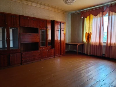 Продам будинок в .м. Зміїв