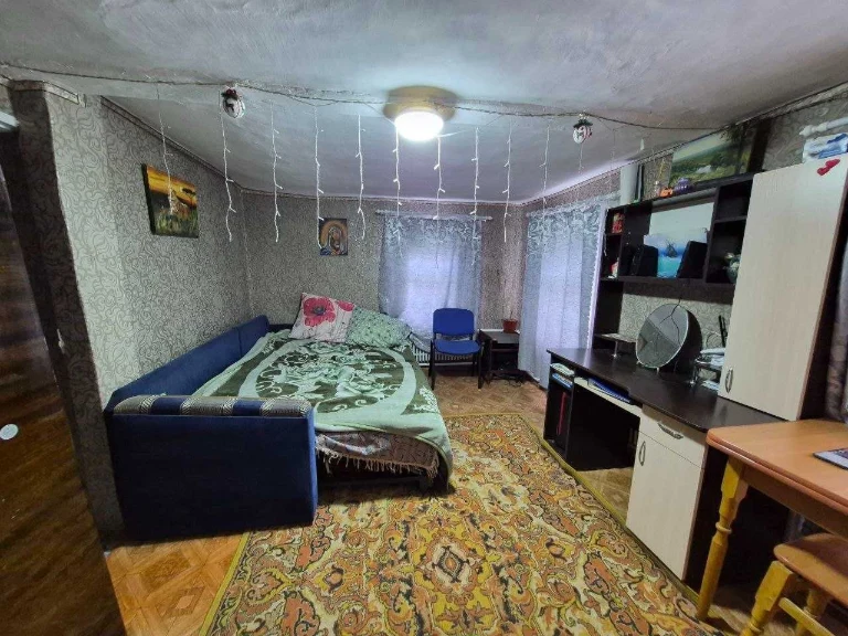 Продам будинк м.Зміїв