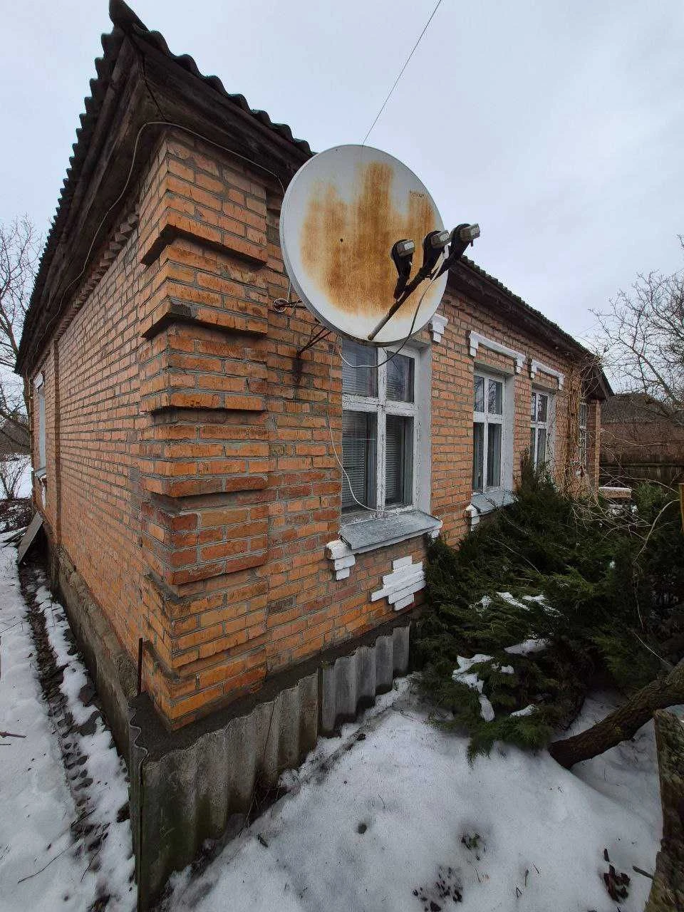 Продам будинок м. Зміїв