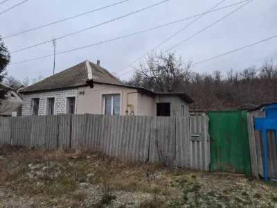 Продам будинок м. Зміїв