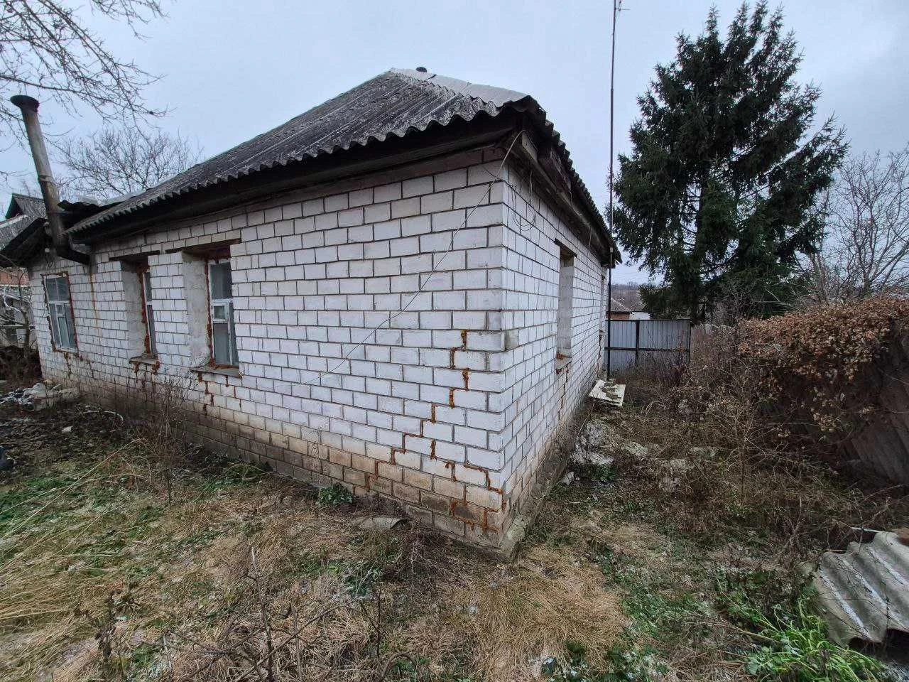 Продам будинок м. Зміїв