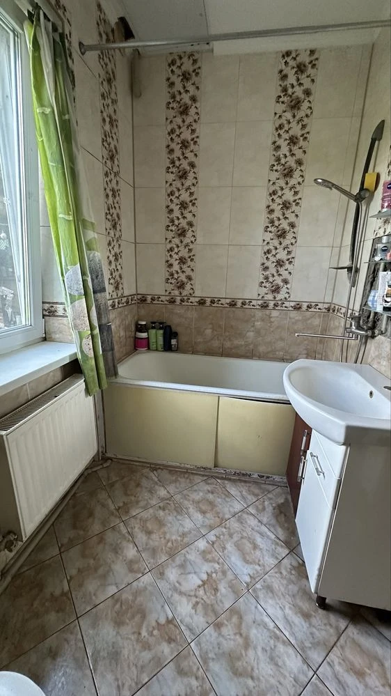 Продам великий будинок ділянка 10 соток, р-н Стадіон