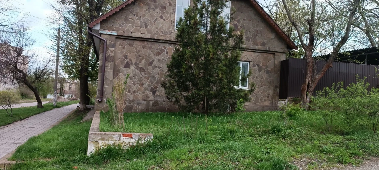 Дом в центре города