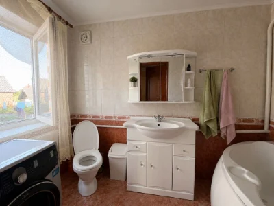Продам будинок (в аренду не здається, тільки продаж)