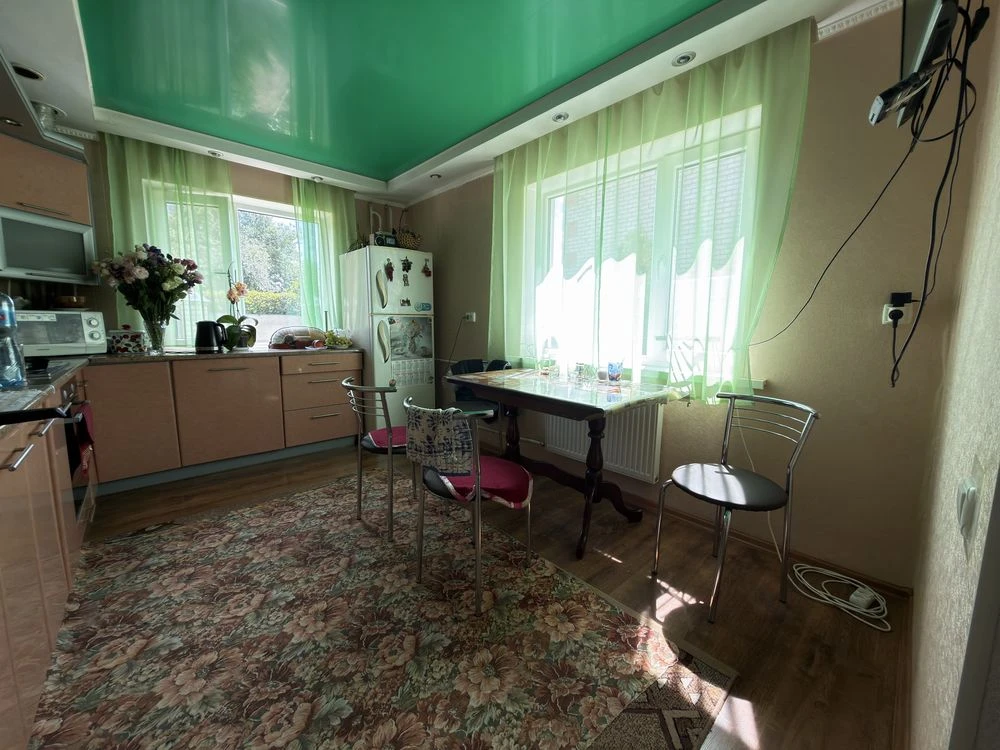 Продам будинок (в аренду не здається, тільки продаж)