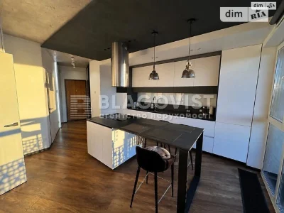 Sale of 2-room apartment 64.7 sq. m on Mytropolyta Vasylya Lyp street