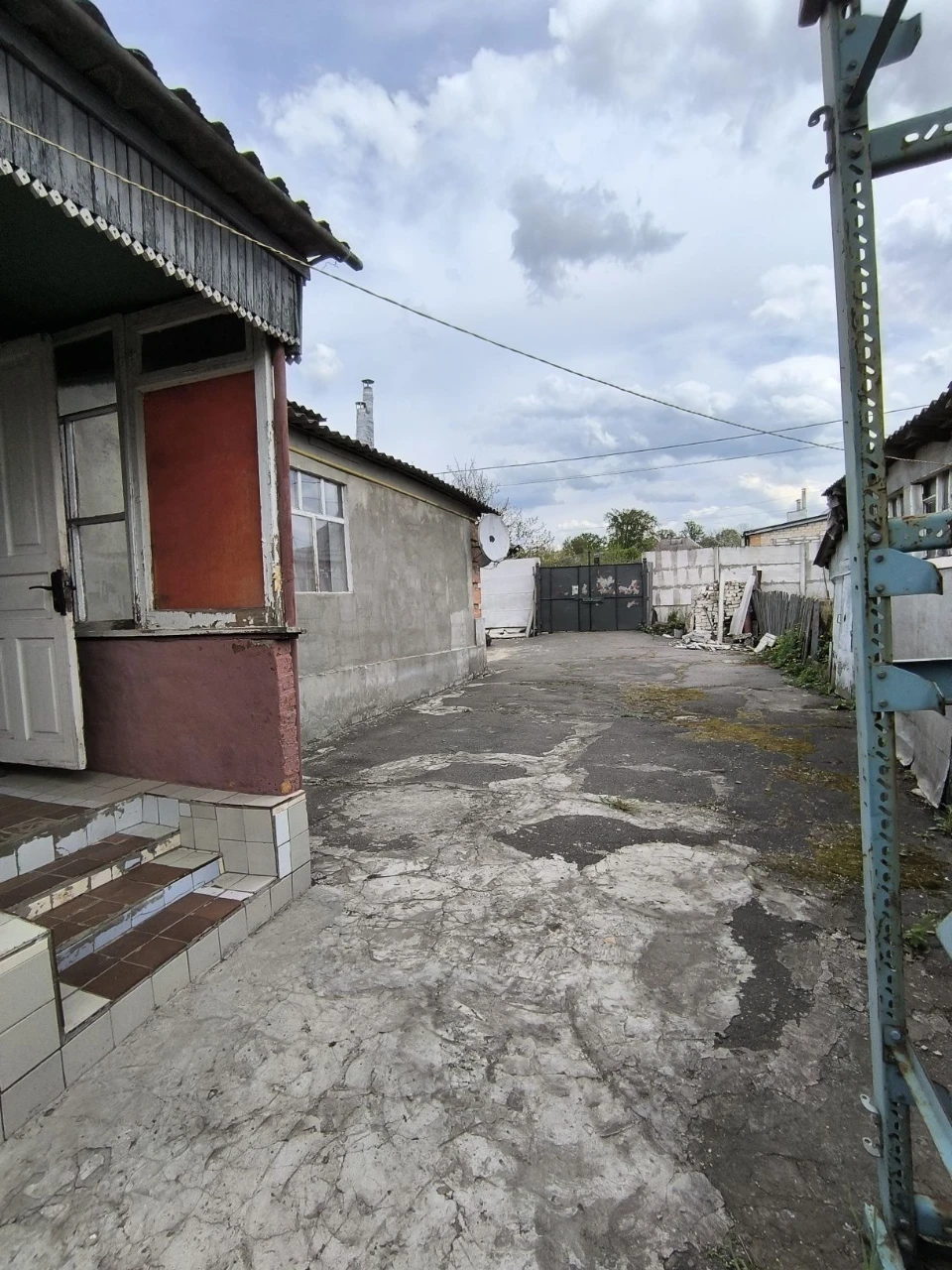 Будинок у Дергачах