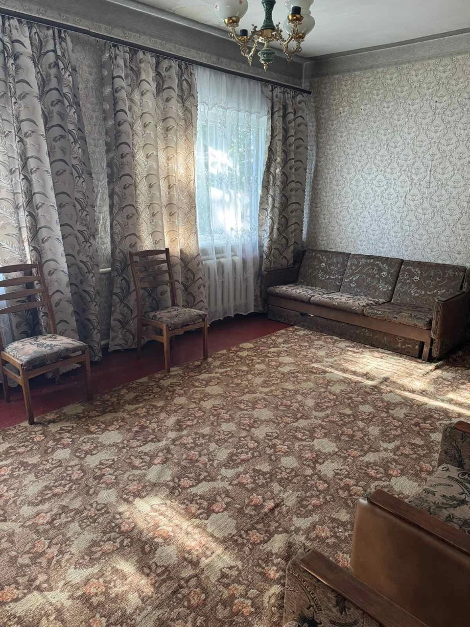 Продам будинок в Ізюмі. В оренду не здається!!