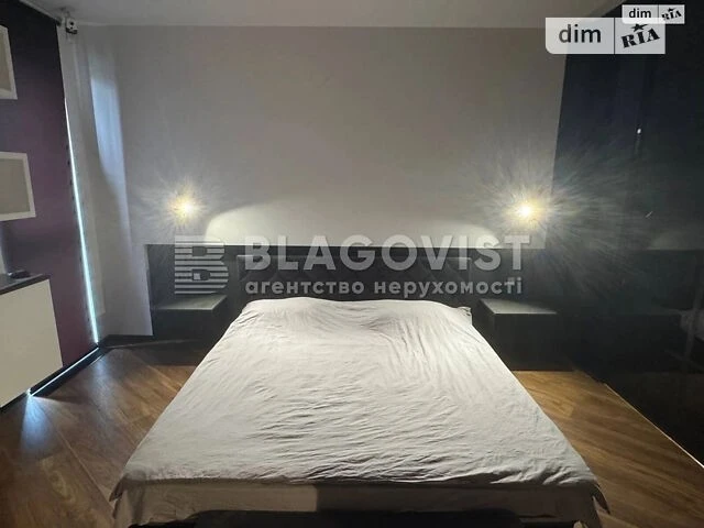 Sale of 2-room apartment 64.7 sq. m on Mytropolyta Vasylya Lyp street
