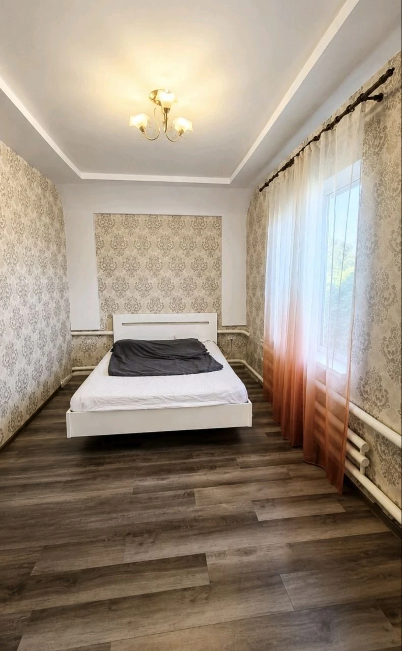 Продам будинок м.Зміїв