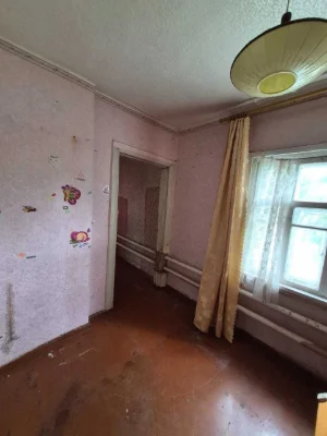 Продам 1\2 частина будинку м. Зміїв