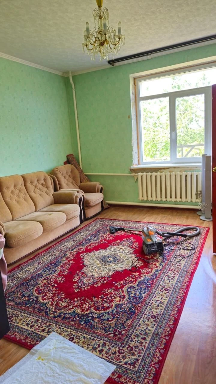 Добротный дом Змиев