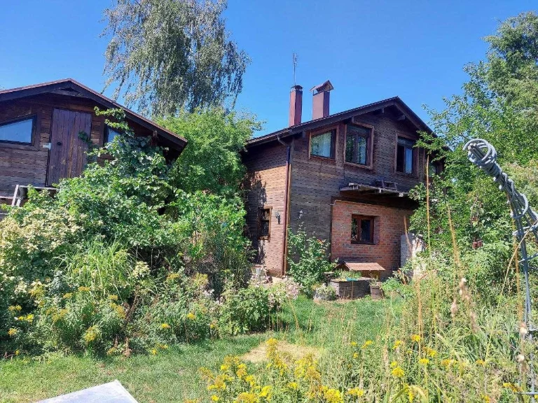 Продам будинок м. Зміїв