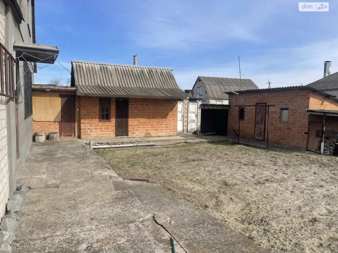 Продаж Дім