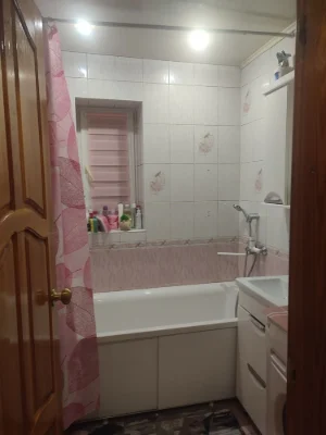 Продам частину будинку в місті Ізюм