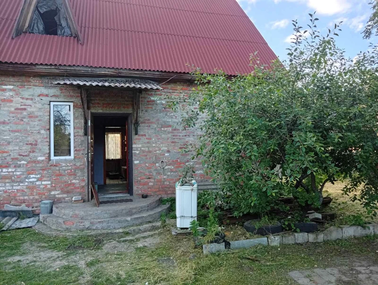Продається будинок м. Ізюм , біля річки Дінець