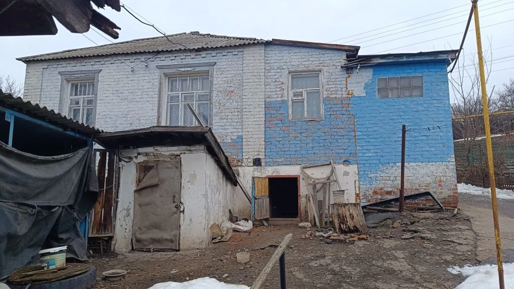 Продаж будинку в Чугуєві, літня кухня, гараж, озеро в кінці