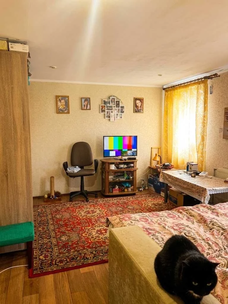 В продаже часть дома недалеко от центра