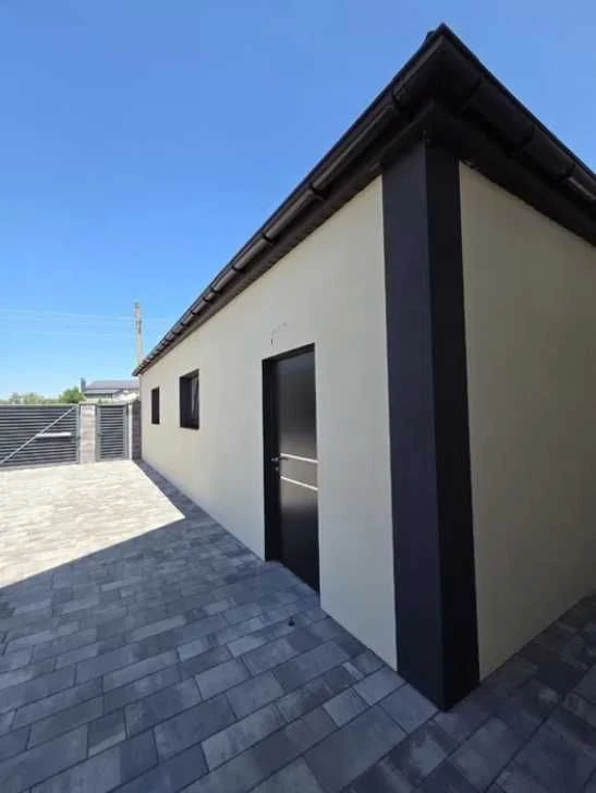 Продам в г. Чугуев дом 2008 г.п., пл. 135 кв.м