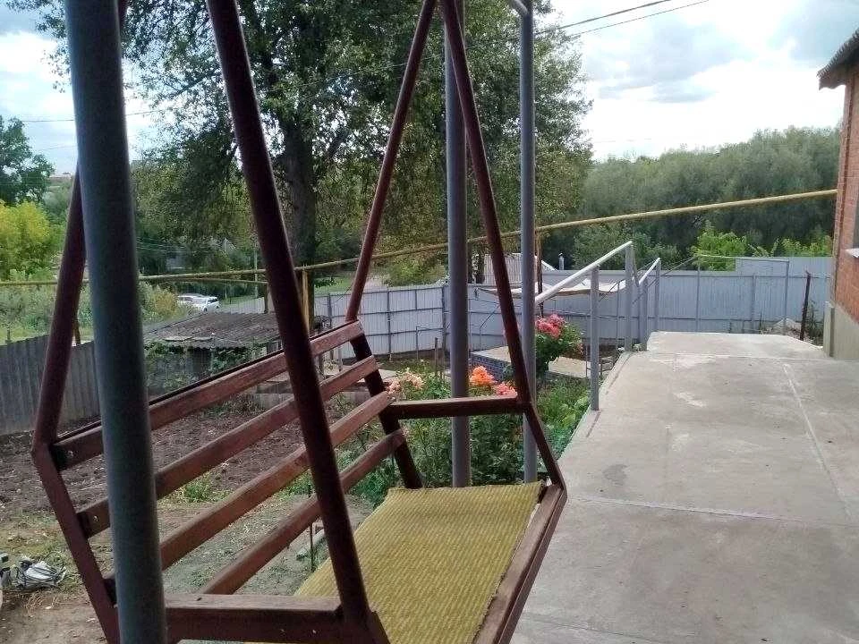 Будинок. Чугуїв, Басейна