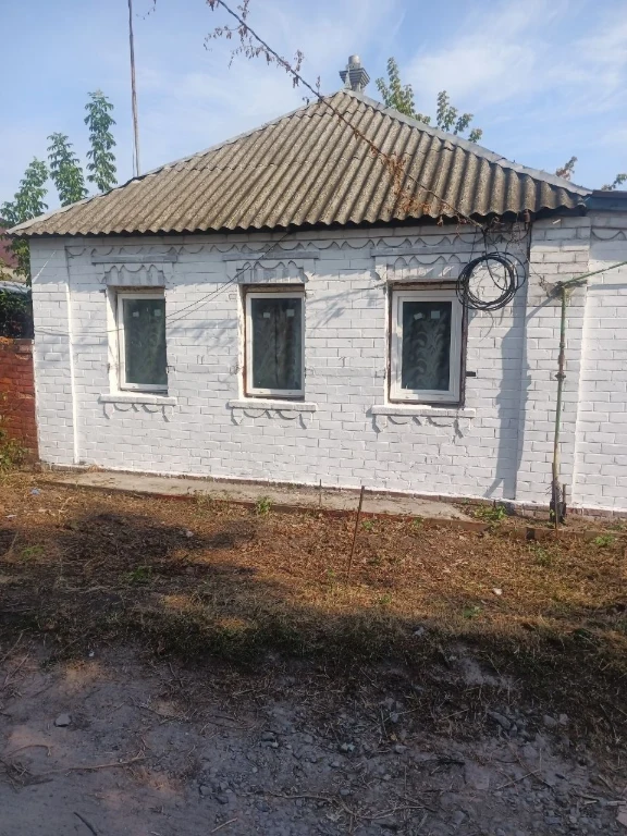 Затишний будинок в місті Чугуїв чекає на нових господарів!