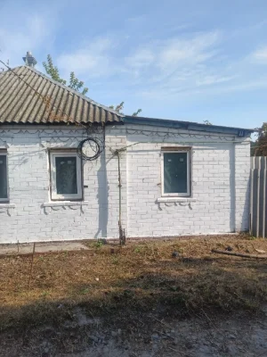 Затишний будинок в місті Чугуїв чекає на нових господарів!
