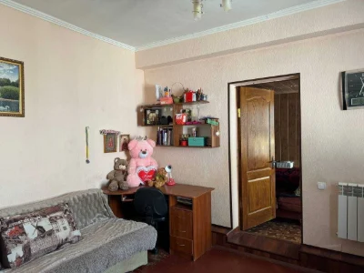Срочно продам  1/2 часть дома в Чугуеве. Цена снижена!